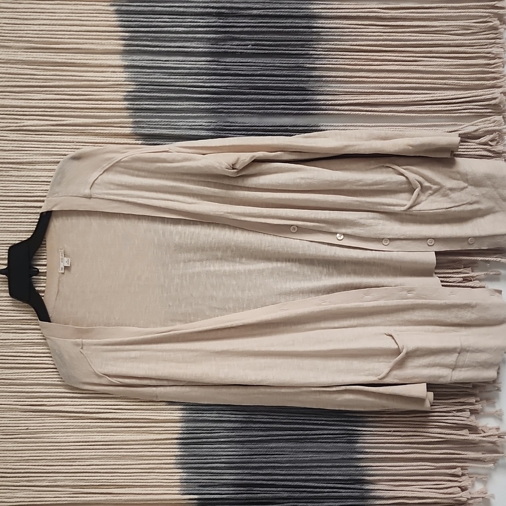 Cardigan. Oversized (M) Lightweight. Camel color.